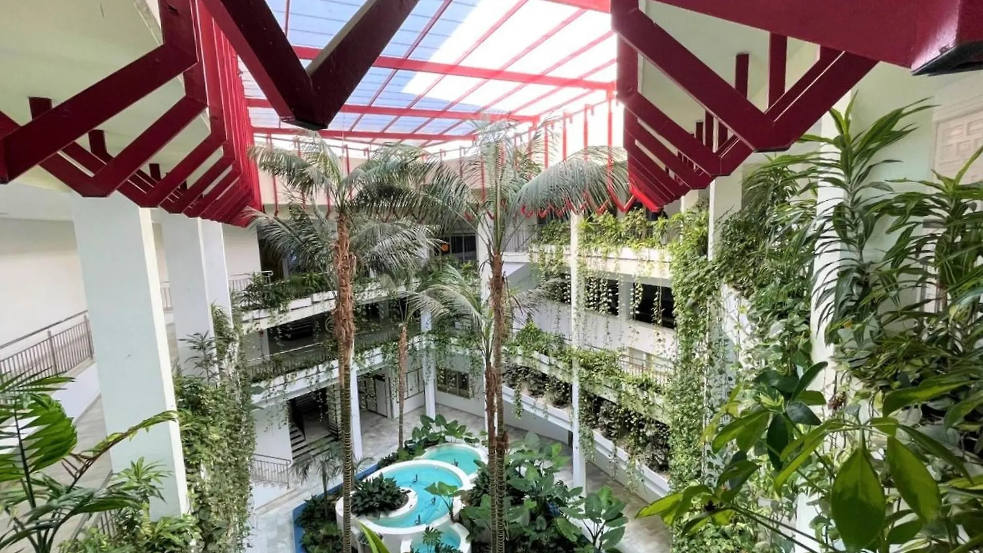 Apartment With Beach And Garden Views contacts